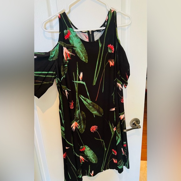 Summer dress - Picture 4 of 4